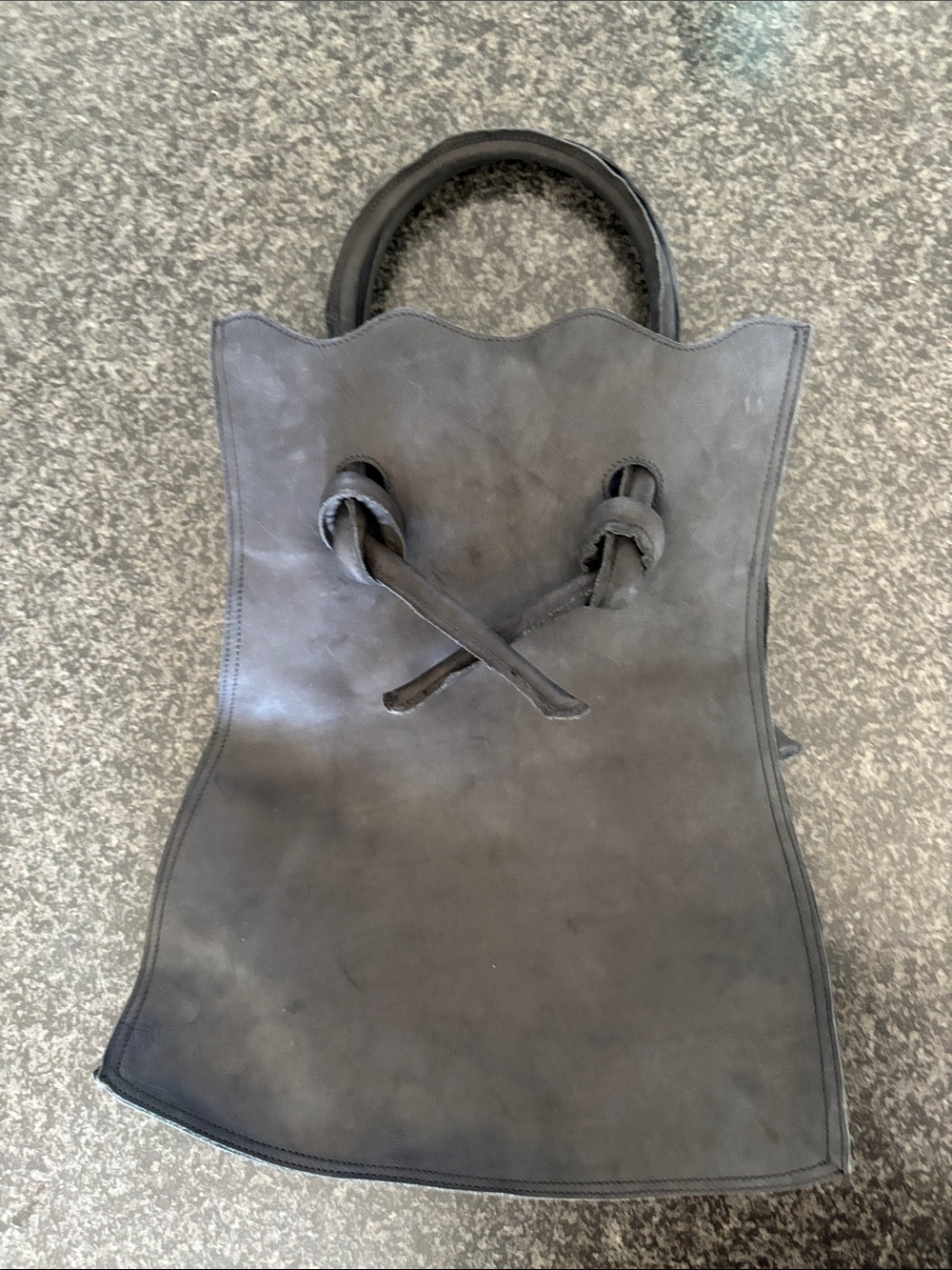 Women's Black Leather Scallop-Top Tote Bag